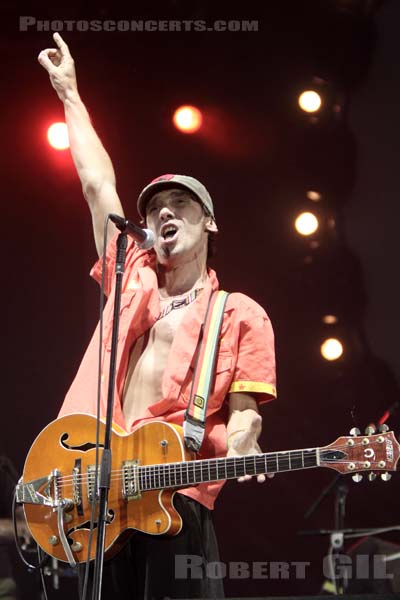 MANU CHAO - 2009-06-28 - PARIS - Hippodrome de Longchamp - José-Manuel Thomas Arthur Chao Ortega